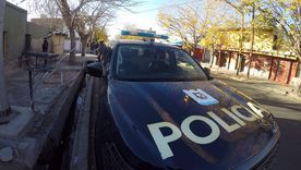 Un hombre de 47 años murió en Godoy Cruz luego de haber herido con un cuchillo a su hermana y tratar de atacar a los efectivos policiales. (Foto ilustrativa) Un hombre de 47 años murió en Godoy Cruz luego de haber herido con un cuchillo a su hermana y tratar de atacar a los efectivos policiales. (Foto ilustrativa)