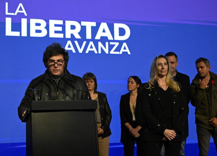 Javier Milei hizo un discurso tras los resultados electorales en PBA