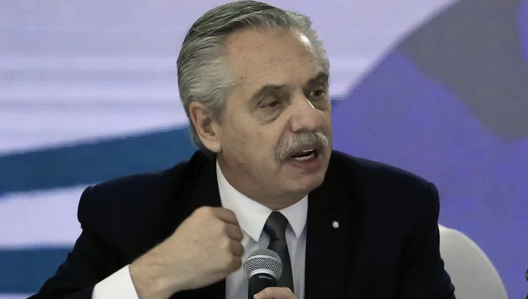 Alberto Fernández, en el ojo de la tormenta por la denuncia de Fabiola Yañez Foto: EFE