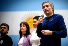 Máximo Kirchner y Mayra Mendoza en el acto en Quilmes.
