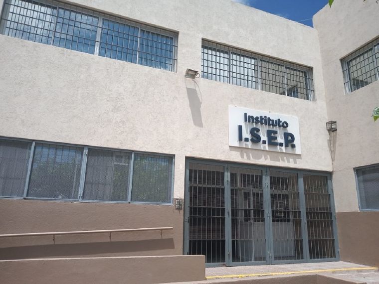 Vuelven las clases en el ISEP. Foto: Facebook