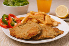 La milanesa, un clásico nacional, celebra su día este 3 de mayo.