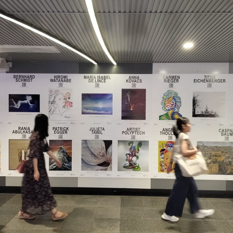Actualmente, la artista Julieta Tawil expone su obra de arte Memories en la exhibición Shibuya Station, en Tokyo. Actualmente, la artista Julieta Tawil expone su obra de arte Memories en la exhibición Shibuya Station, en Tokyo.