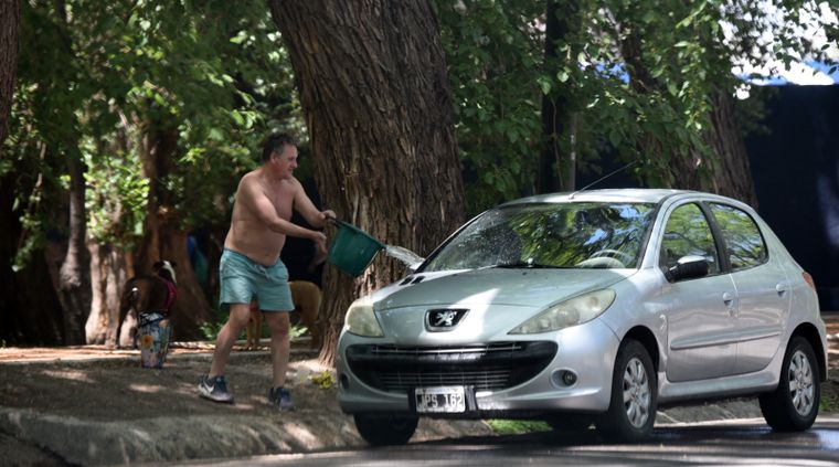 Jueves con ambiente caluroso y algo nublado según el pronóstico para Mendoza. Jueves con ambiente caluroso y algo nublado según el pronóstico para Mendoza.