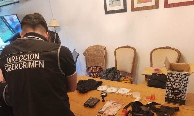 En el allanamiento de la casa del diputado provincia Germán Kiczka encontraron pornografía infantil. Foto: MDZ