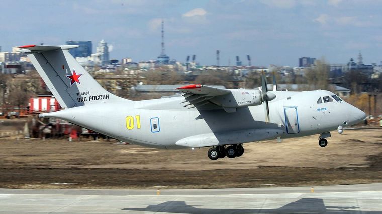 Un avión uso Ilyushin. Foto: OAK