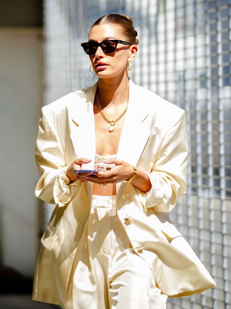 El estilo minimalista se impone como tendencia para esta temporada primavera-verano 2023. Foto: Harpers Bazaar