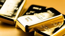 el precio del oro amenaza quebrar la linea de us$4.000 la onza y cae a minimos en siete meses el precio del oro amenaza quebrar la linea de us$4.000 la onza y cae a minimos en siete meses