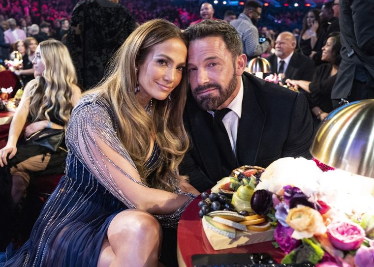 Jennifer Lopez y Ben Affleck La pareja estaría separándose. Foto: https://peopleenespanol.com/celebridades/ben-affleck-revela-que-dijo-jennifer-lopez-premios-grammy-cara-enfado/
