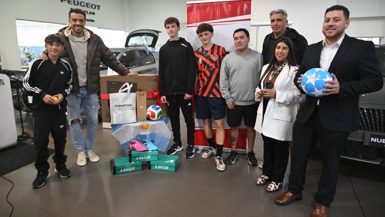 Valentín Serrano, de 18 años, fue el ganador del Mundial de Payanitas tras lograr 350 payanitas consecutivas.&nbsp;