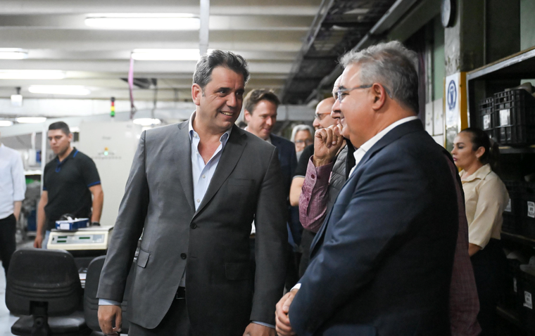 El ministro del Interior, Lisandro Catalán, visitó al gobernador de Catamarca, Raúl Jalil.