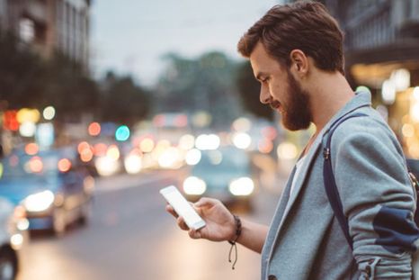 Un banco facilitará las transferencias con adelantos en tarjetas de crédito. Un banco facilitará las transferencias con adelantos en tarjetas de crédito.