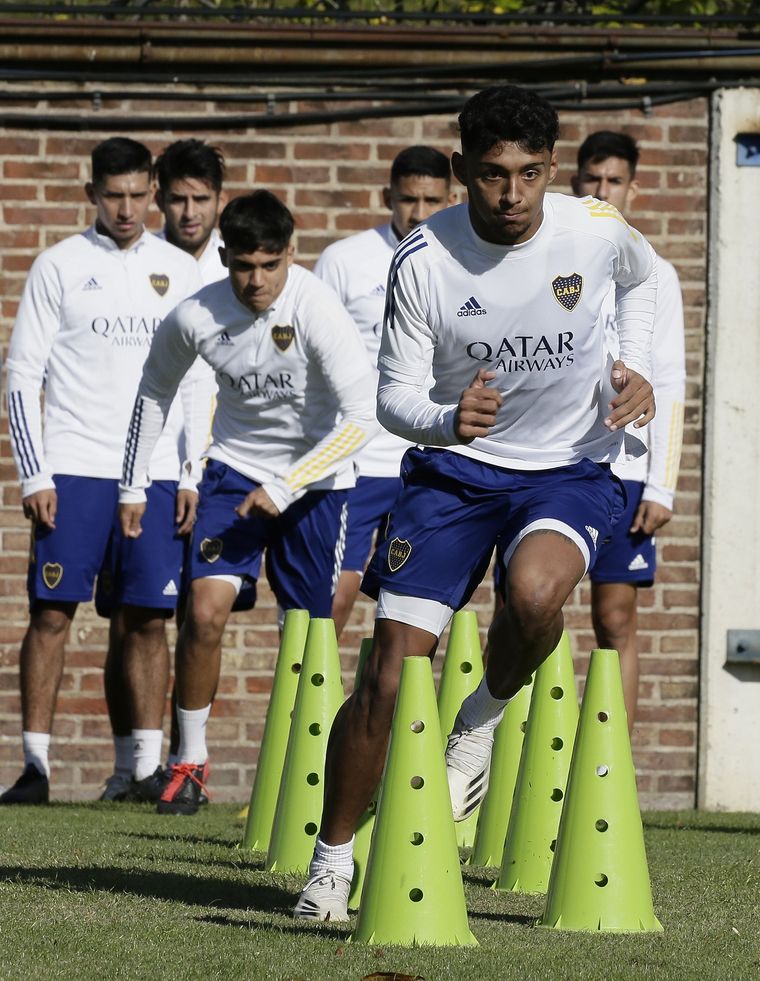Cristian Medina se contagió y encendió alarmas. Foto: Boca Juniors