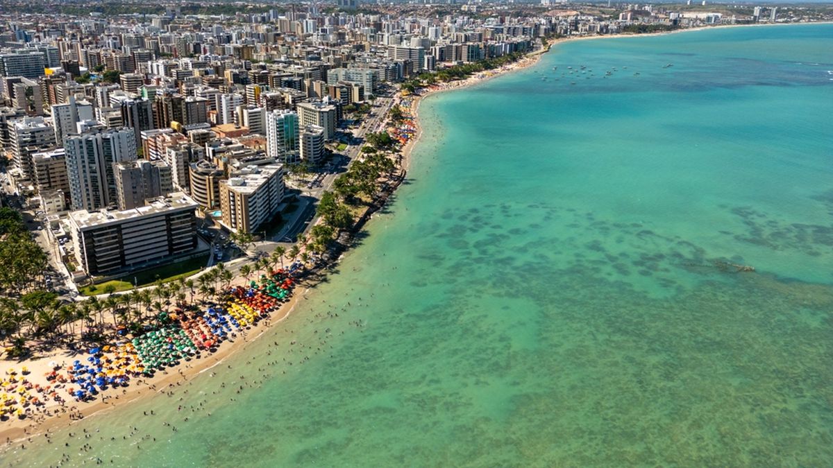 Precios bajos y sin multitudes: la playa de Brasil ideal par