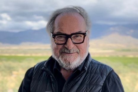 Michel Rolland dejó un legado de varias bodegas alrededor del mundo, con un fuerte impacto en Argentina. Michel Rolland dejó un legado de varias bodegas alrededor del mundo, con un fuerte impacto en Argentina.