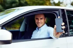 La evolución del auto como herramienta de trabajo también está acompañada de una creciente necesidad de capacitación y formación en conducción segura. La evolución del auto como herramienta de trabajo también está acompañada de una creciente necesidad de capacitación y formación en conducción segura.