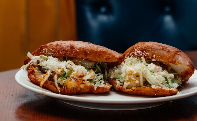 Pambazo con chorizo Una receta simple y deliciosa para hacer en pocos pasos. Foto: Shutterstock