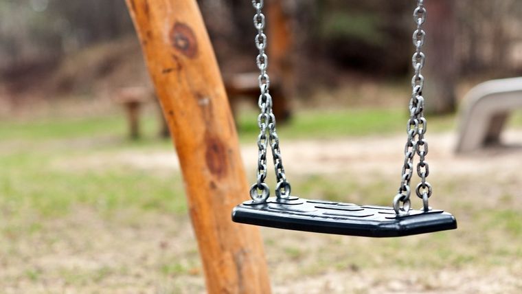 Accidente fatal Según la declaración de la madre, la nena estaba jugando y se dio un fortísimo golpe.