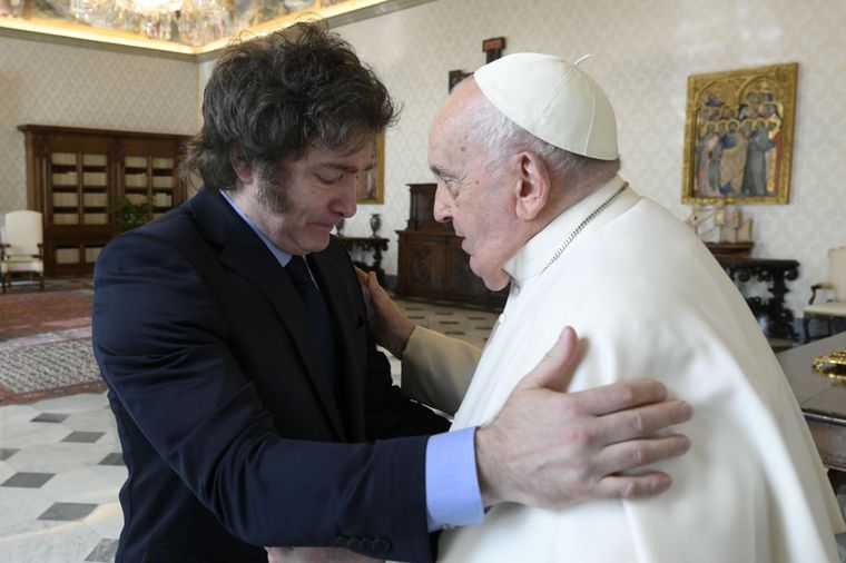 Milei fue el último presidente argentino en reunirse con el papa Francisco. Foto: EFE