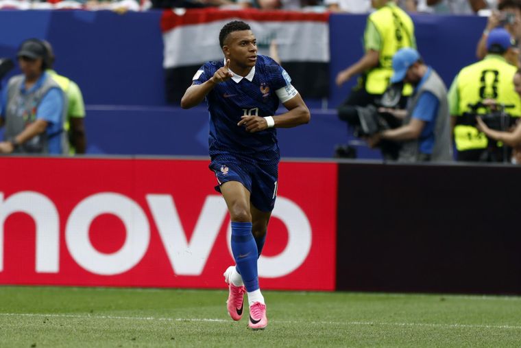 Kylian Mbappé, otro de los protagonistas del curioso ranking de nombres en Chile. Kylian Mbappé, otro de los protagonistas del curioso ranking de nombres en Chile. 