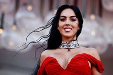 Georgina Rodríguez deslumbró con un minishort de jeans. Foto: Reuters