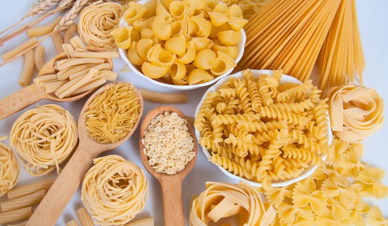 Las pastas de trigo suelen ser más económicas que las de legumbres. Las pastas de trigo suelen ser más económicas que las de legumbres.