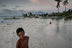 Se estima que los más 100 mil habitantes de Kiribati se verán obligados a abandonar el archipiélago en menos de 15 años.
