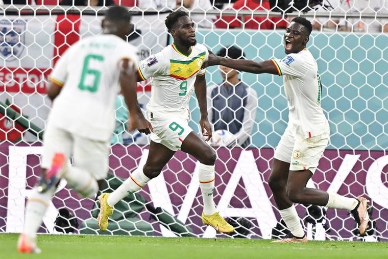 En el Mundial 2022, Ghana quedó último en el Grupo H con 3 puntos, por detrás de Portugal (6), Corea del Sur (4) y Uruguay (4). En el Mundial 2022, Ghana quedó último en el Grupo H con 3 puntos, por detrás de Portugal (6), Corea del Sur (4) y Uruguay (4).