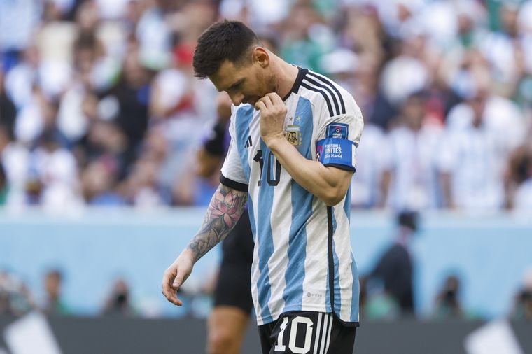 Messi y los jugadores de la Selección argentina recibieron la vista de sus familias. Foto: EFE