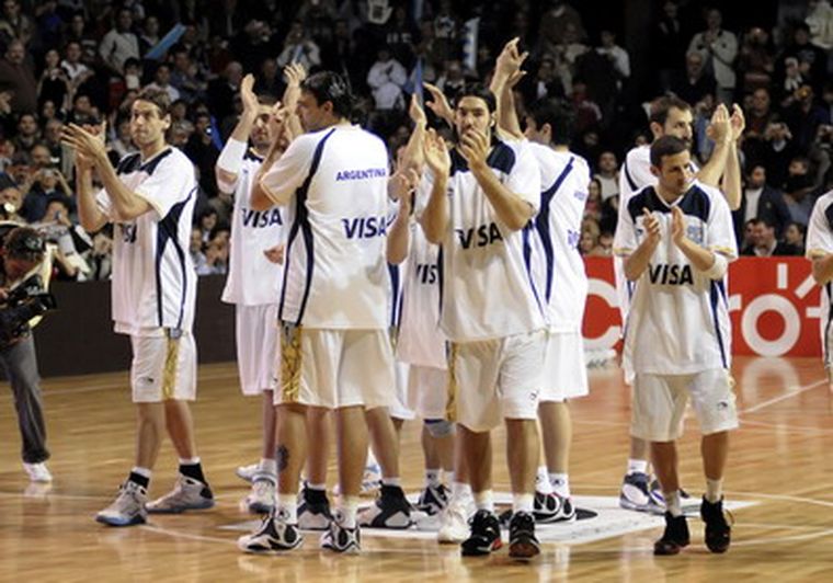 Intenso fue el partido en Rosario. Foto: fotobaires