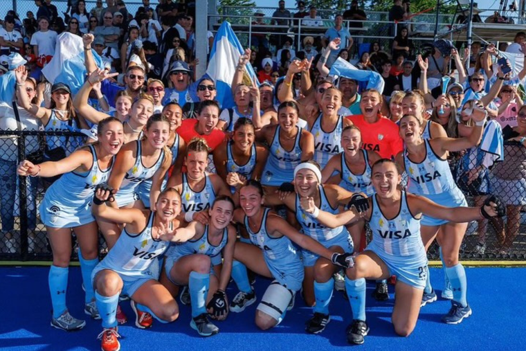 Las Leoncitas ganaron los Juegos Panamericanos con Malena Sabez y Sol Guignet. Foto: Panamerican Hockey