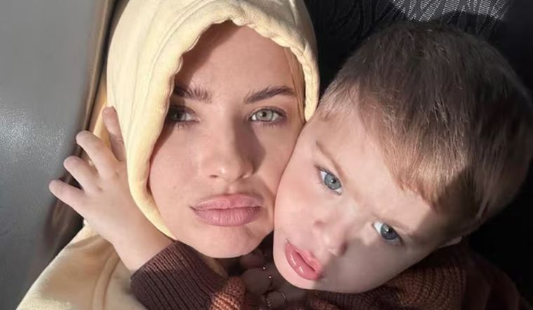 La China compartió el nuevo estilo de su hijo.