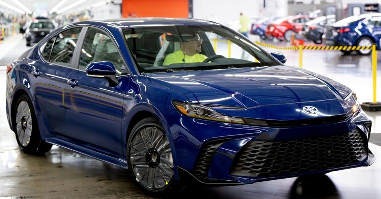 El Toyota Camry híbrido ya es una realidad Foto: Toyota