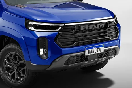 RAM Dakota Night Edition RAM Dakota Night Edition
