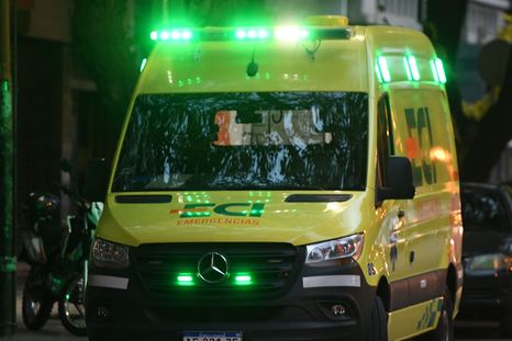Los cuatro tripulantes del rodado resultaron heridos durante el accidente. Los cuatro tripulantes del rodado resultaron heridos durante el accidente.