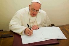 francisco, el papa mas digitalizado, es analogico