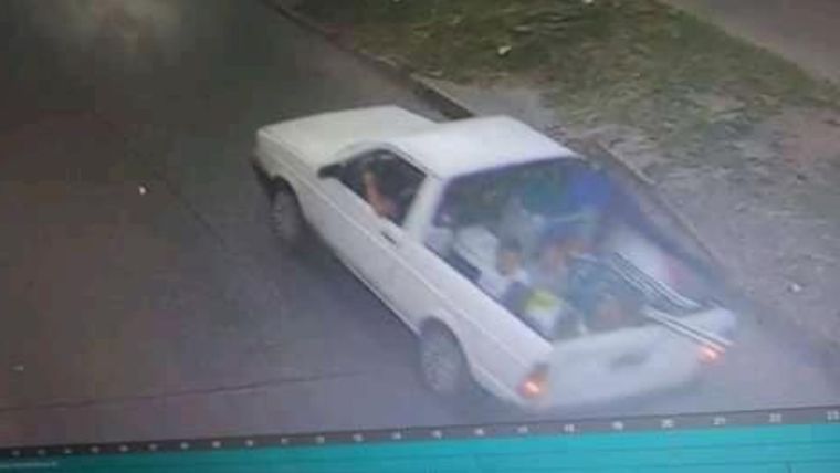 La camioneta que levantó a los menores