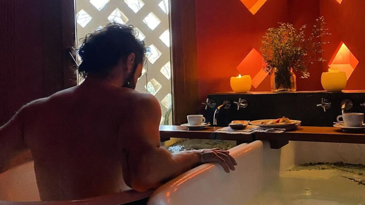 Galán soltero: un reconocido actor se separó de su pareja tras 16 años de amor y este fue el motivo