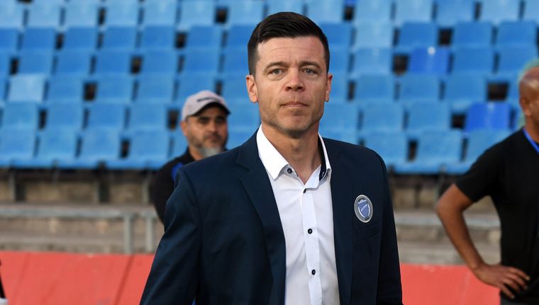 Solari empieza a definir el once para enfrentar a Gremio en Brasil. Foto: ALF PONCE MERCADO / MDZ