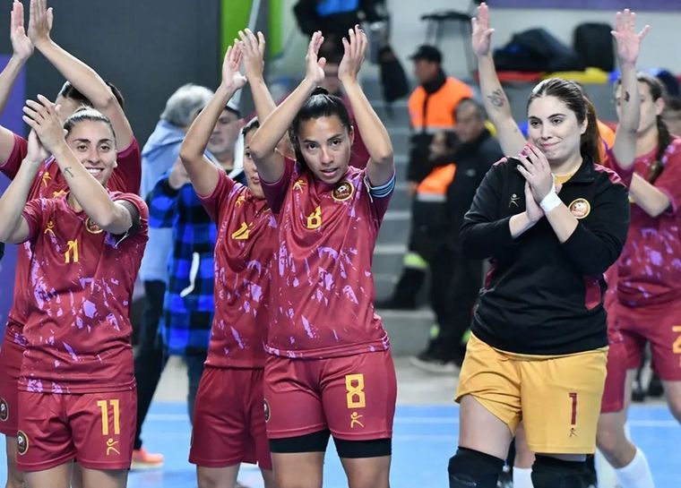 Mendoza y Tucumán protagonizaron la gran final del Argentino de Selecciones femenino.