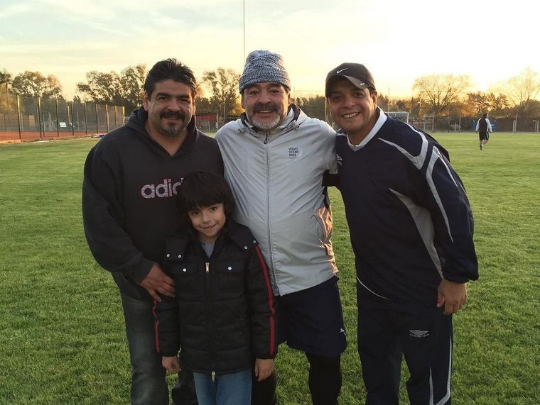 Una de las fotos que eligió Gianinna para despedir a su padrino Foto: Instagram @giamaradona