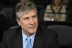 ¿amado boudou ya consiguio un puesto?: asesora al gobernador de la rioja