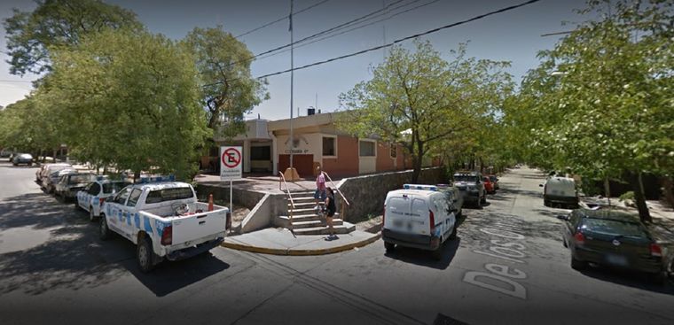 El hombre se presentó herido en la Comisaría 6ta, pero no quiso decir cómo ni dónde fue el ataque