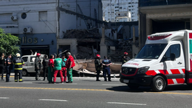 El derrumbe ocurrió sobre Avenida Libertador y Juramento. El derrumbe ocurrió sobre Avenida Libertador y Juramento.