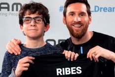 La fundación de Leo Messi donó anteojos con inteligencia artificial Un rosarino de 36 años no vidente fue el último en recibirlos La fundación de Leo Messi donó anteojos con inteligencia artificial Un rosarino de 36 años no vidente fue el último en recibirlos