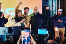 Ignacio Torres celebra junto a Patricia Bullrich y Horacio Rodríguez Larreta Foto: Facebook Gustavo Menna
