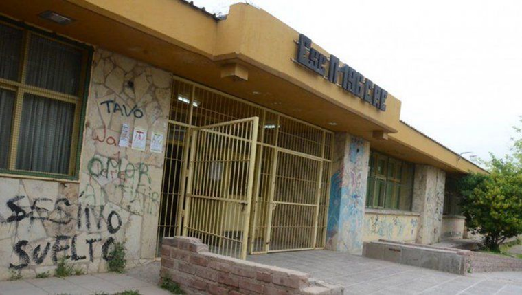 El niño de séptimo grado llevó un arma tumbera e intentó dispararle a sus compañeros más chicos.