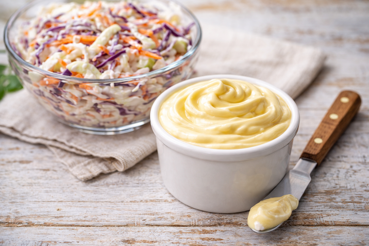 Prepara esta mayonesa keto y deslumbra a todos con un aderezo saludable