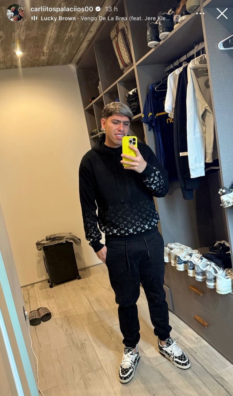 Carlitos Palacios en su casa en Chile. Carlitos Palacios en su casa en Chile.