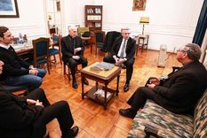 la iglesia recibira al gobierno en medio de la tension por la ley del aborto